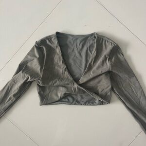 Crop Shop Boutique, wrap front crop top, size S, like new